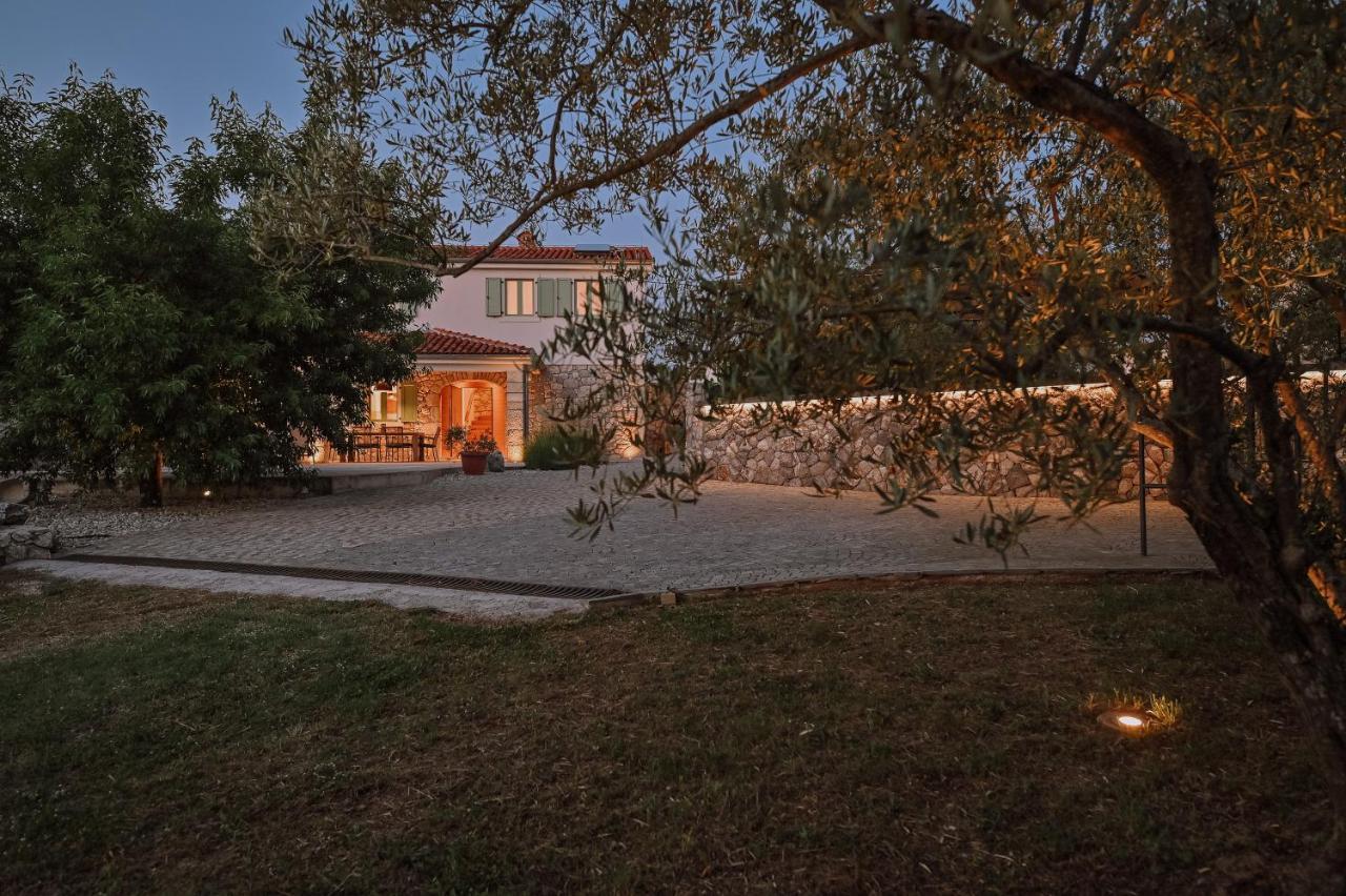 Vila Stala Malinska Exterior foto