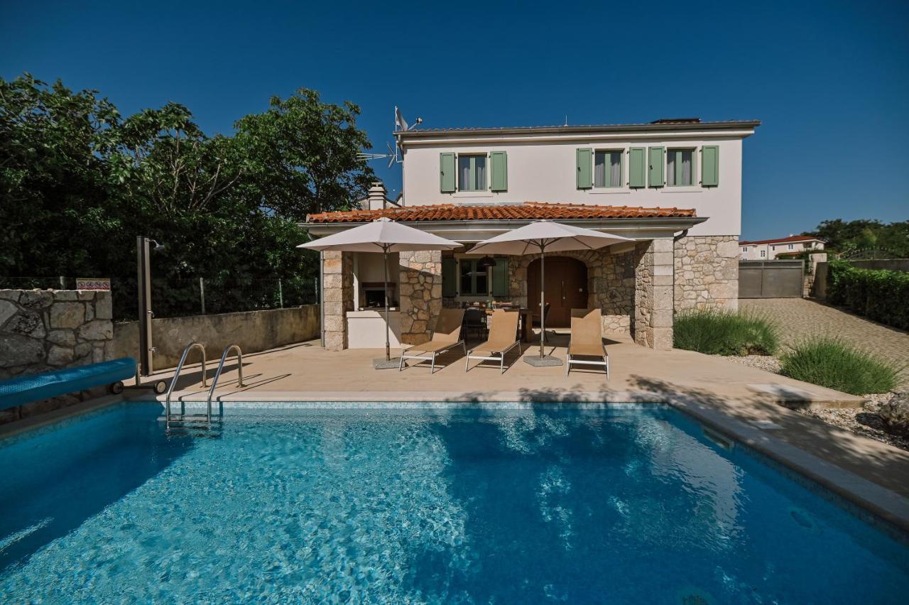 Vila Stala Malinska Exterior foto