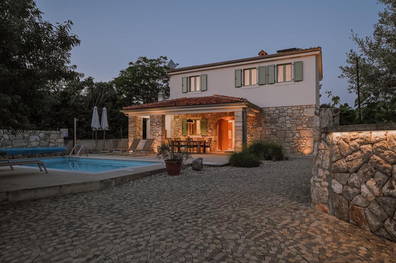 Vila Stala Malinska Exterior foto